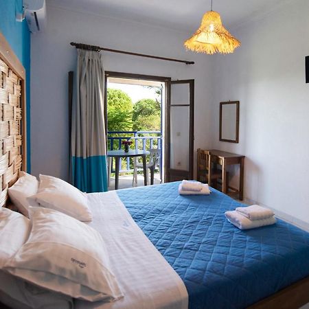 Villa Spyridoula Studios On The Beach 斯达林 外观 照片
