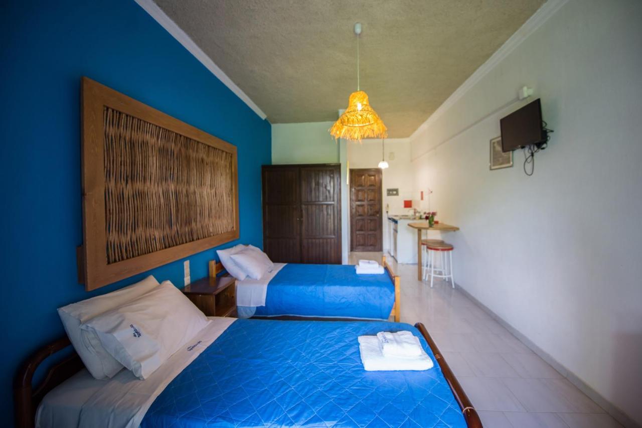 Villa Spyridoula Studios On The Beach 斯达林 外观 照片