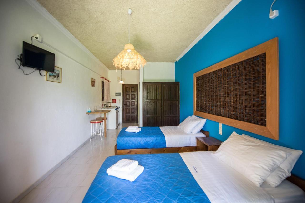 Villa Spyridoula Studios On The Beach 斯达林 外观 照片